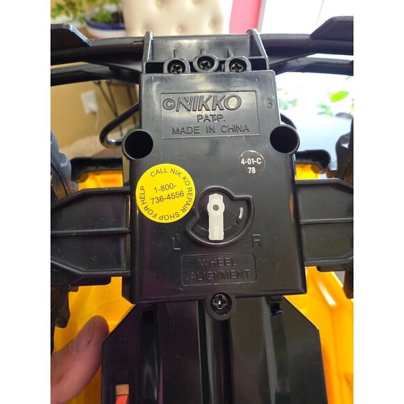 Nikko Vintage 90s Jeep Wrangler Rubicon Remote Control R/C Vehicle Car W/ Remote - Picture 9 of 16